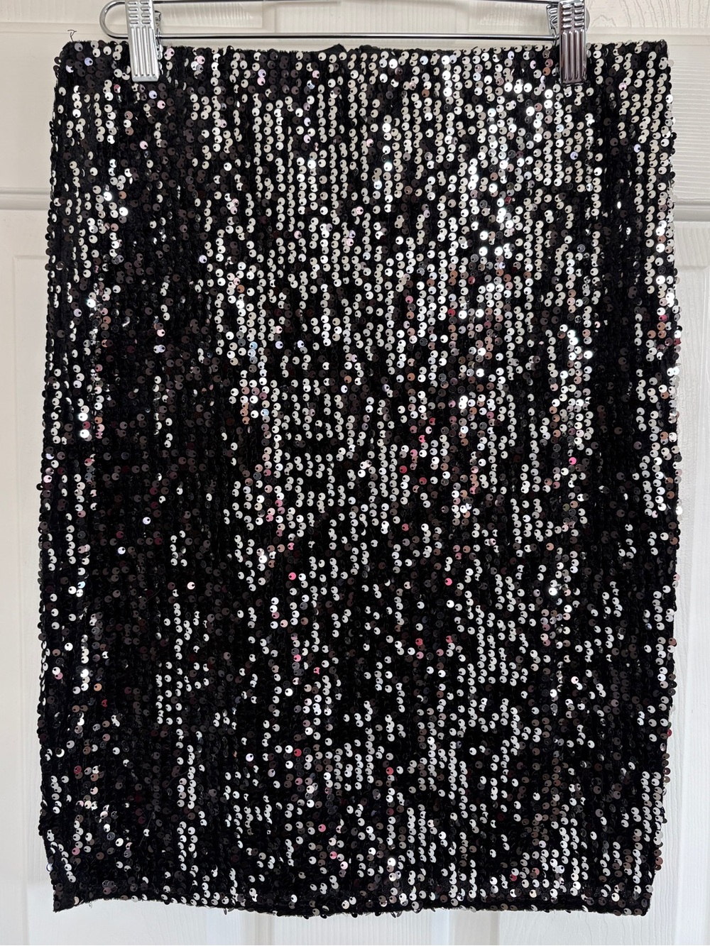 Esmara by Heidi Klum Black & Silver Sequin Pencil Skirt NWOT